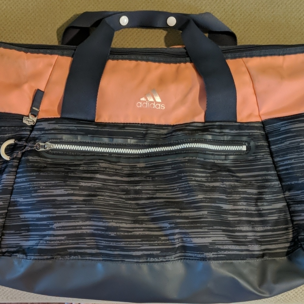 Adidas cross over gym bag
